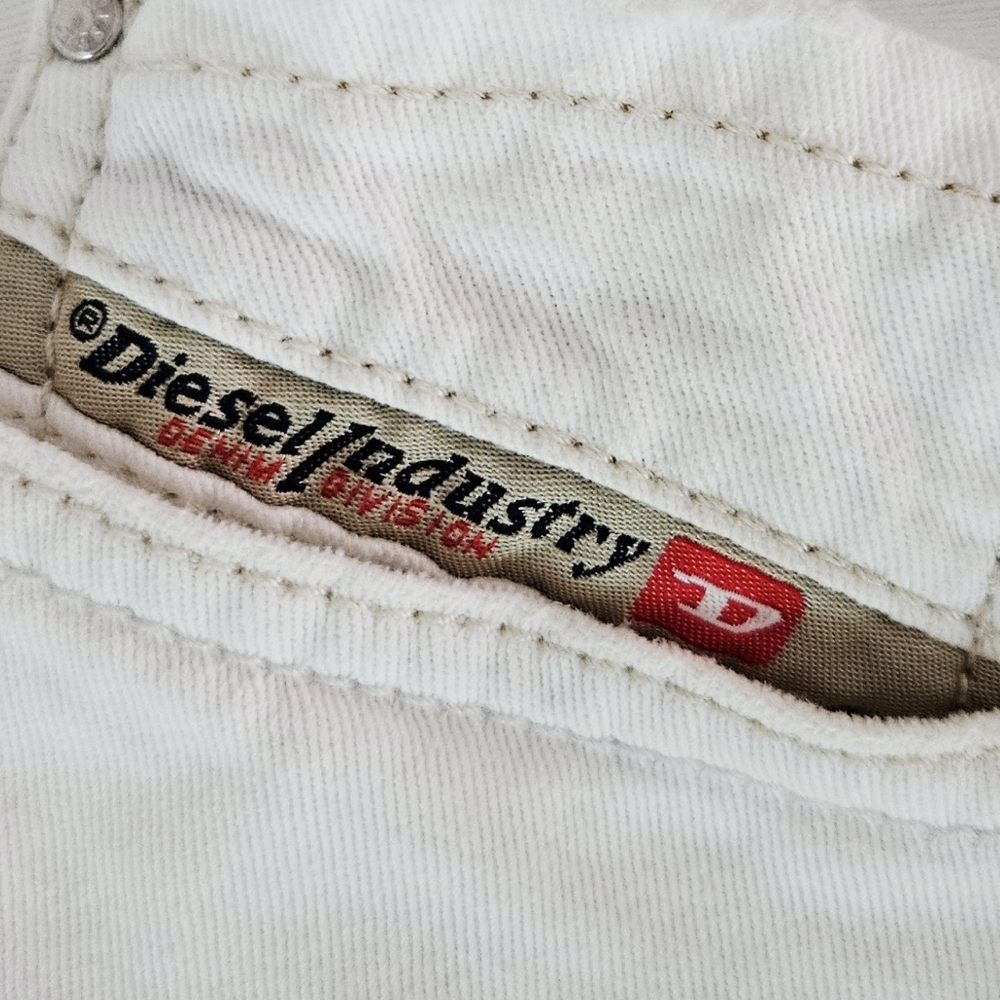 Diesel SAFADO W30 L34 Men's White Slim Straight Reg Fit  Jeans - Picture 12 of 12